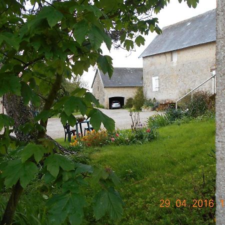 Bed and Breakfast Ferme Manoir La Fiere Sainte-Mère-Église Exterior foto