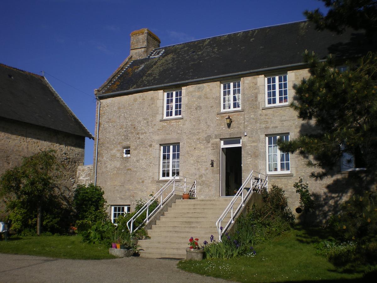 Bed and Breakfast Ferme Manoir La Fiere Sainte-Mère-Église Exterior foto