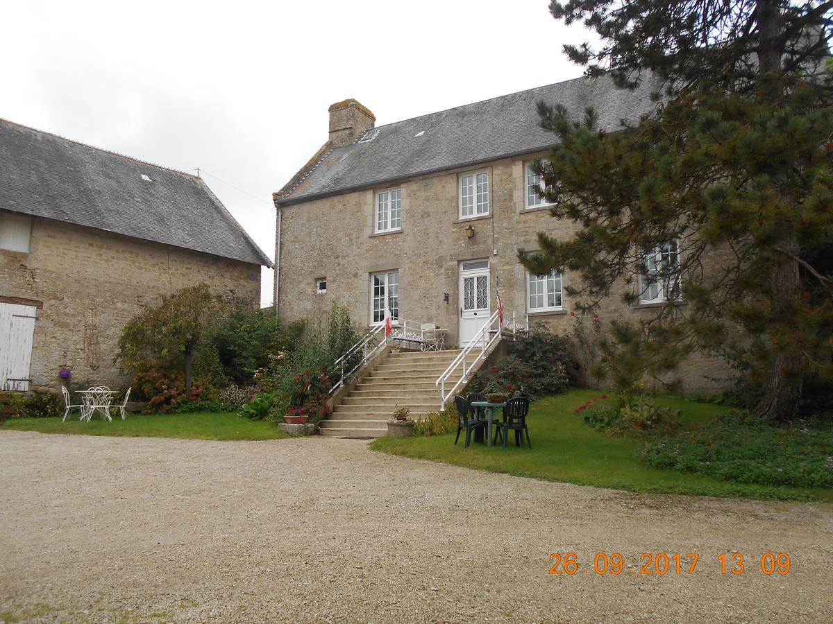 Bed and Breakfast Ferme Manoir La Fiere Sainte-Mère-Église Exterior foto