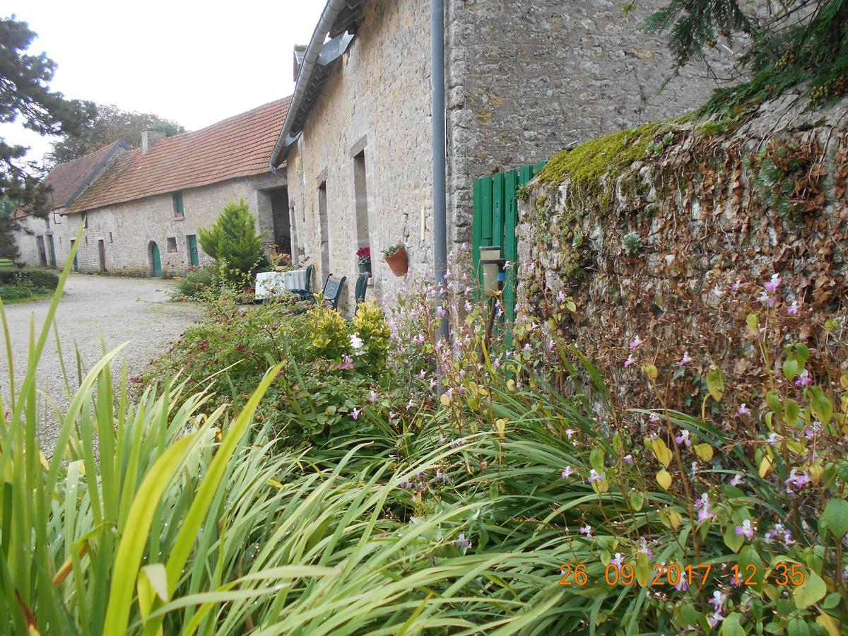 Bed and Breakfast Ferme Manoir La Fiere Sainte-Mère-Église Exterior foto